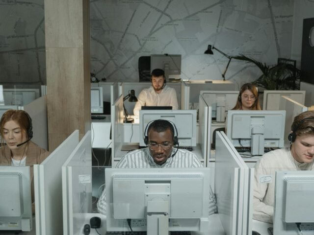 Maximizing Call Center Efficiency: A Guide to Agent Status and Available Time